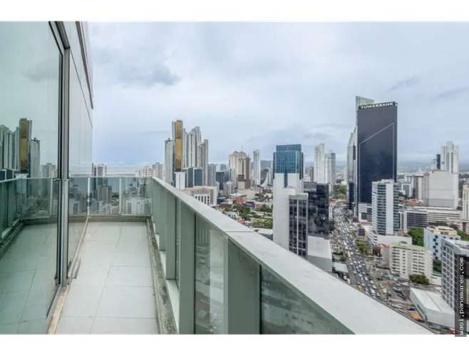 F&amp;f Tower Marbella — Oficina en Alquiler