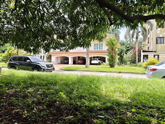 Se Vende Terreno en Amador 