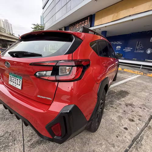Vendo Subaru xv crossterk año 2024  - Imagen 3