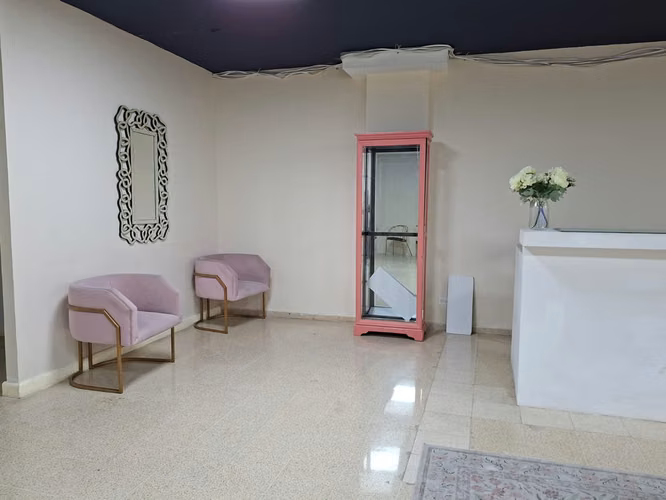 ALQUILO LOCAL COMERCIAL/PLAZA AGORA CHANIS/6 DIVICIONES