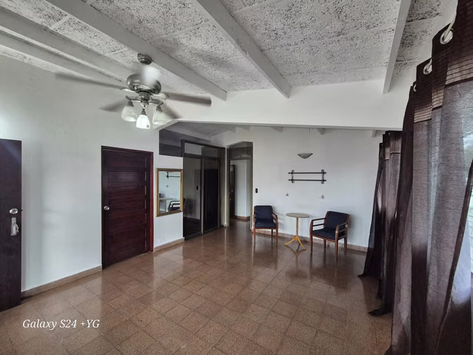 ALQUILER DE CASA EN CHANIS