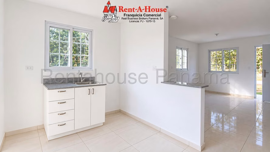 Casa En Venta En Las Tablas YS