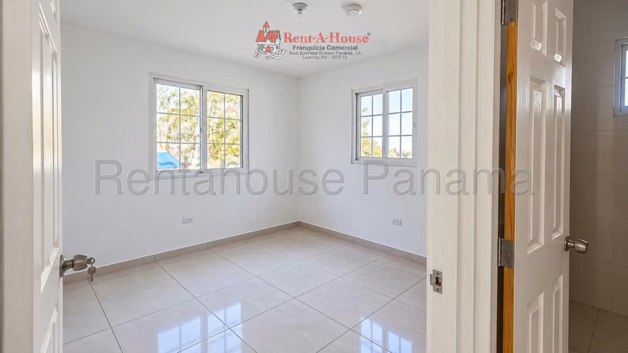 Casa En Venta En Las Tablas YS