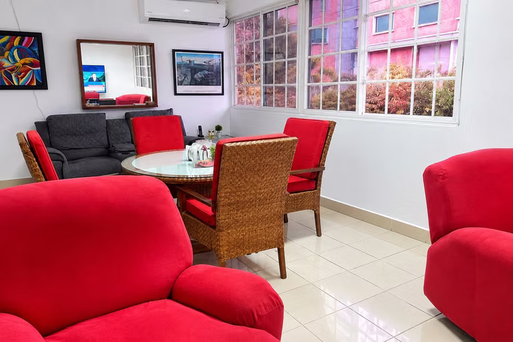 Casa en Obarrio I con piscina privada y terraza