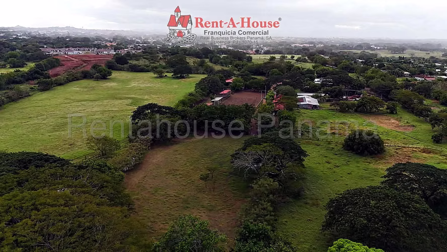 Finca En Venta En Chitré YS - Imagen 10
