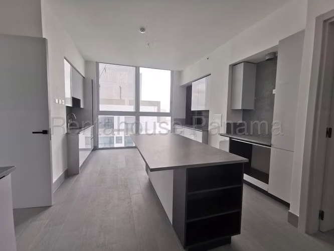ALQUILO PENTHOUSE en Santa Maria Golf and Country Club. 251m2 - Imagen 10