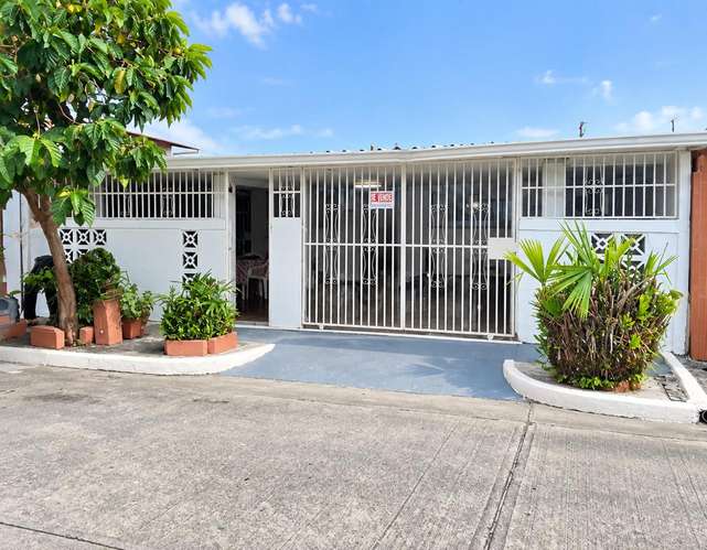  Se Vende Casa en Altos de las Acacias – Juan Díaz PRECIO NEGOCIABLE