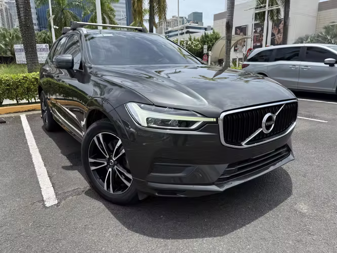 Volvo XC60 T5 2018 | 46,650 km | Agencia | Nunca Chocado