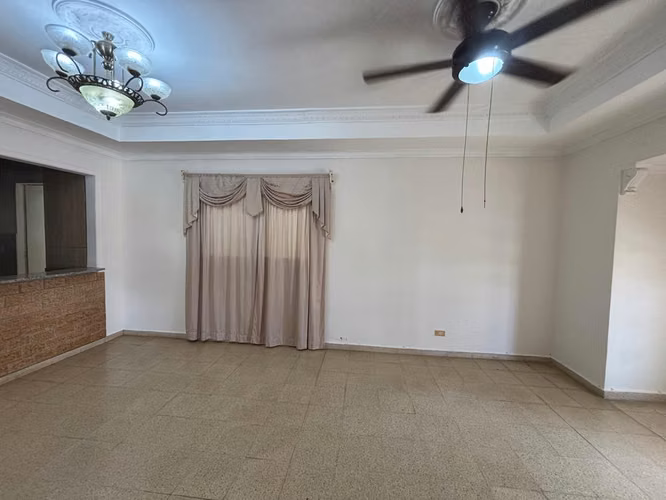 VENTA DE CASA EN SAN ANTONIO