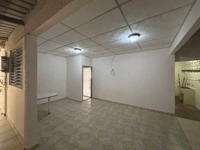 VENTA DE CASA EN SAN ANTONIO