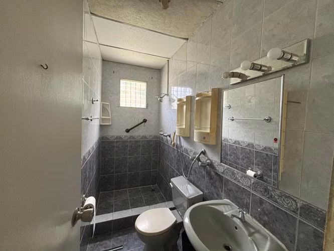 VENTA DE CASA EN SAN ANTONIO