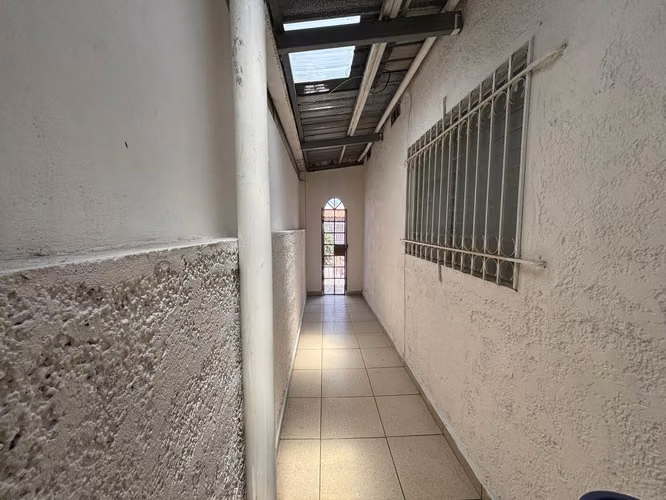 VENTA DE CASA EN SAN ANTONIO