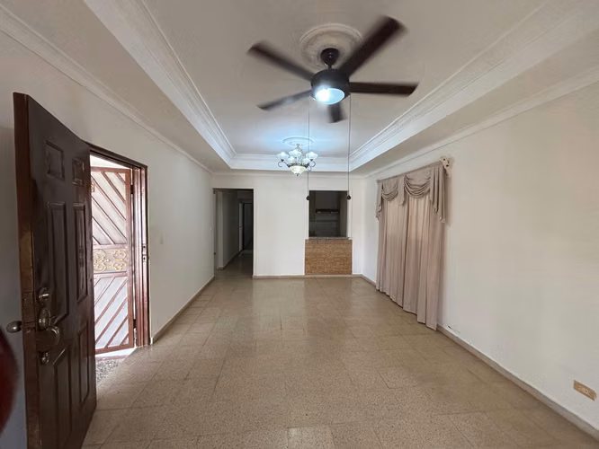 VENTA DE CASA EN SAN ANTONIO