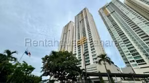 Apartamento en venta de 3 recámaras en PH Terramar VIK-27-222