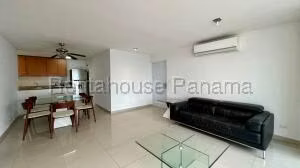 Apartamento en venta de 3 recámaras en PH Terramar VIK-27-222
