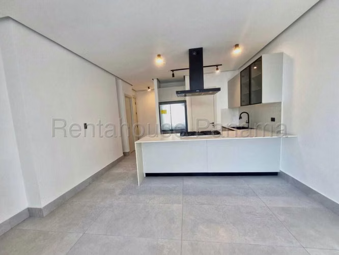 Alquiler de Apartamento en Paitilla, PH Aquapoint Tower (Solo Cliente Directo)