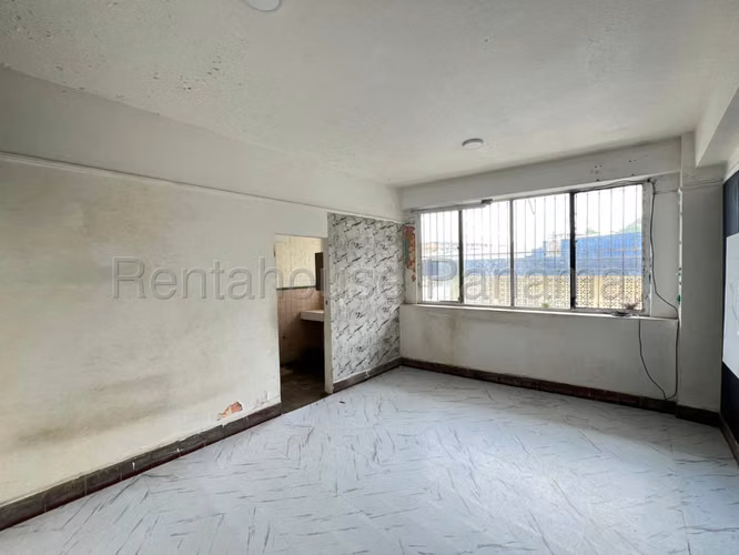 Building for sale in Santa Ana | LFC Direct Client Only