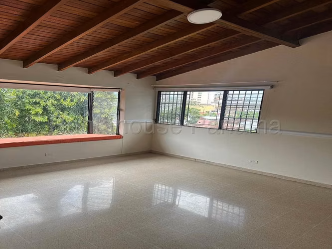 Alquiler de Casa en Dos Mares NS