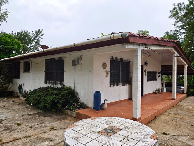 Se Vende  Espectacular Residencia en Las Nubes de Cerro Azul - Imagen 7