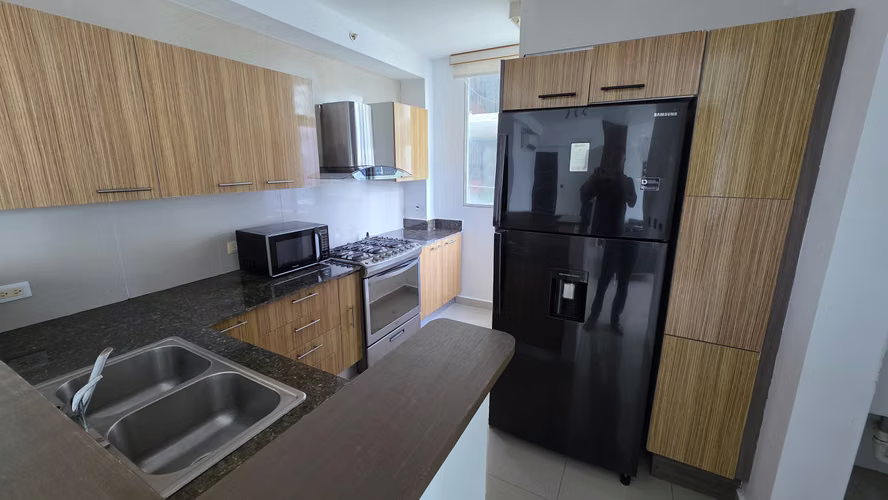 Furnished 2-Bedroom Apartment for Rent – PH Harmony, San Francisco - Imagen 4