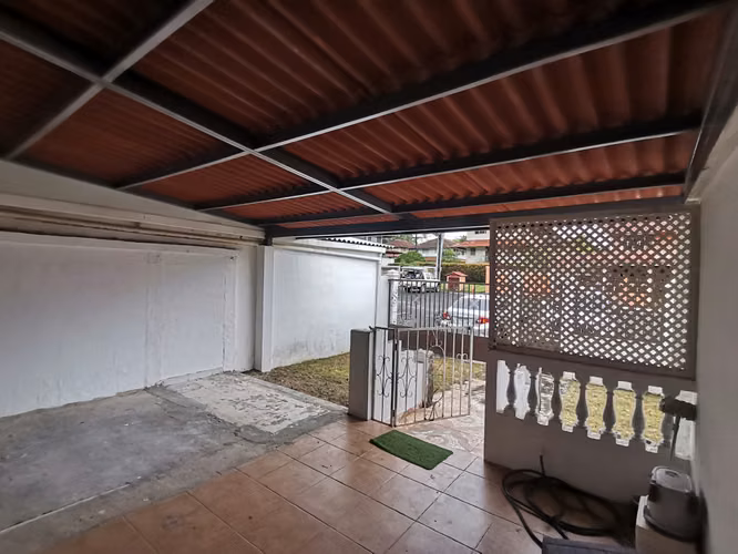 Área revertida casa residencial espinar  - Imagen 2