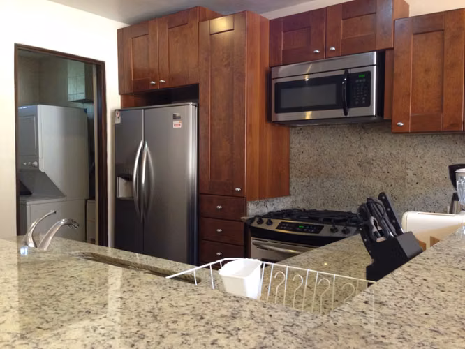 ALQUILO APARTAMENTO EN CLAYTON, EMBASSY CLUB, 1 RECAMARA, AMOBLADO, 180M2. - Imagen 9