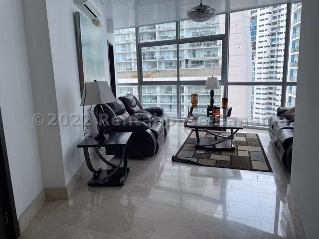 Venta de Apartamento en Punta Pacifica
