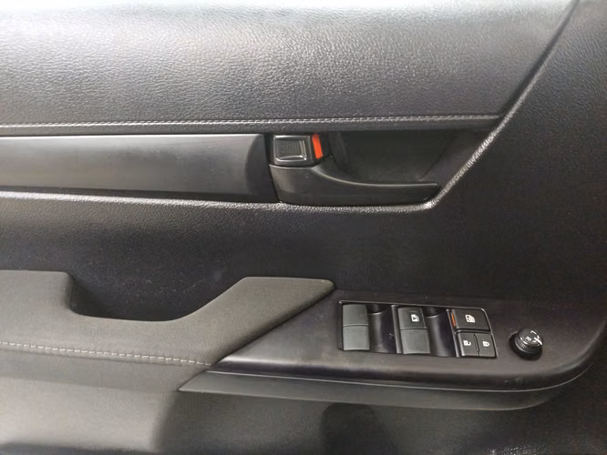 TOYOTA HILUX - 2024 - PPHX - Automarket - Imagen 4