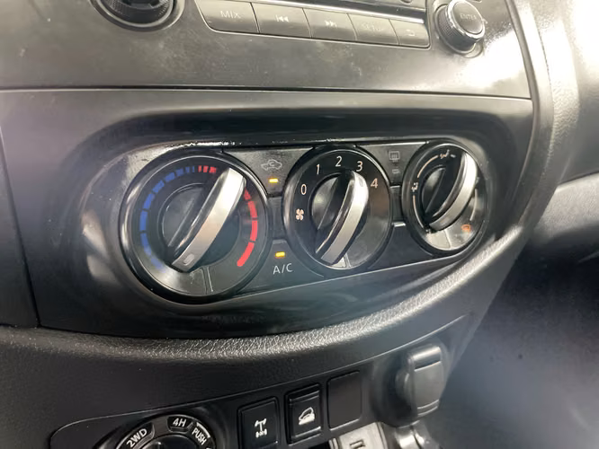 NISSAN NP300 FRONTIER - 2025 - PFNX - Automarket - Imagen 9