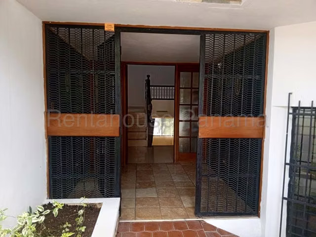 Alquiler Casa duplex en Dos Mares *