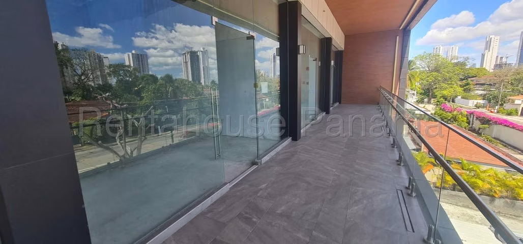 Alquiler Local Comercial en San Francisco *