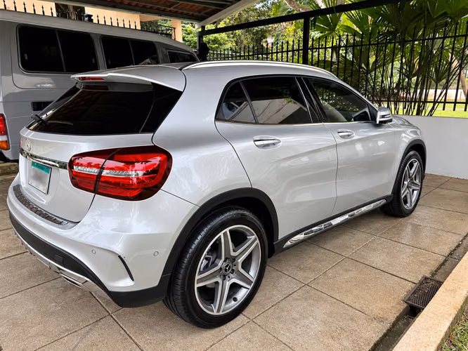 Mercedes-Benz GLA 200 Sport AMG 2019 – 23,789 km – $18,900 negociable