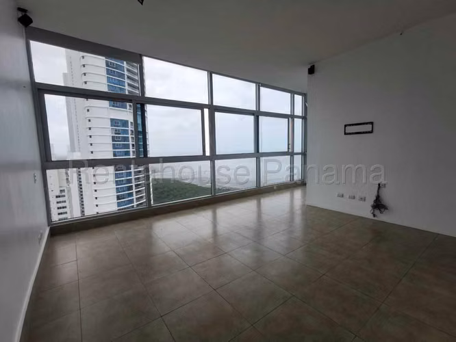 Venta Apartamento Costa del Este - YD