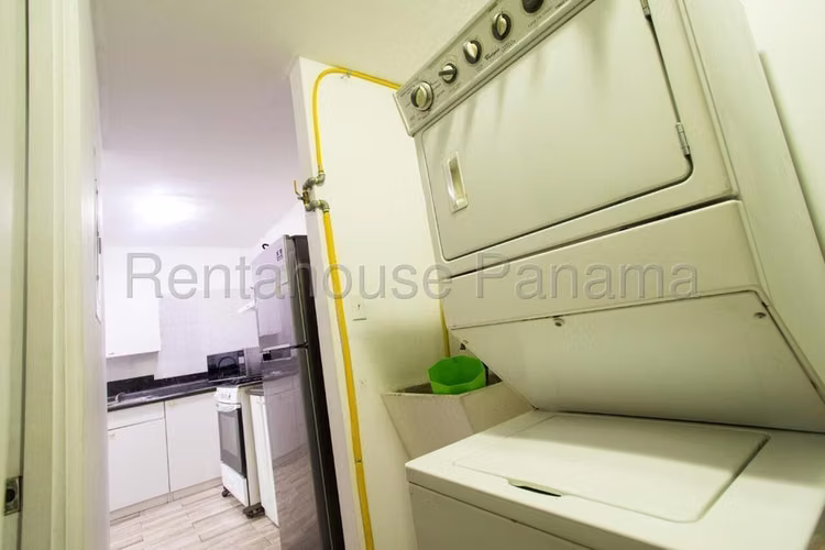 J2281GRR Alquiler de Apartamento en Via España 