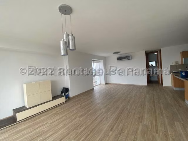 Alquiler de apartamento en Ph Bahía del Golf 27MVCH2302 - Imagen 1