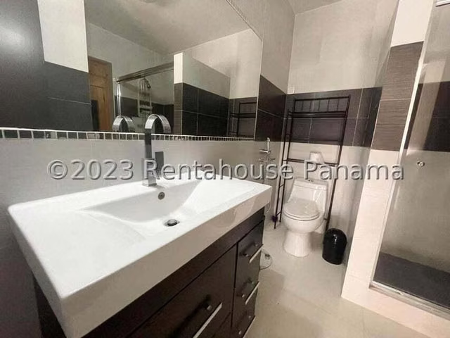 Se Vende Apartamento amoblado en San Francisco GCEA26-735