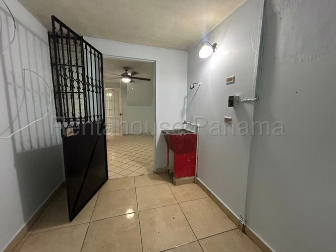 ALQUILER CASA CONDADO DEL REY 27ML713