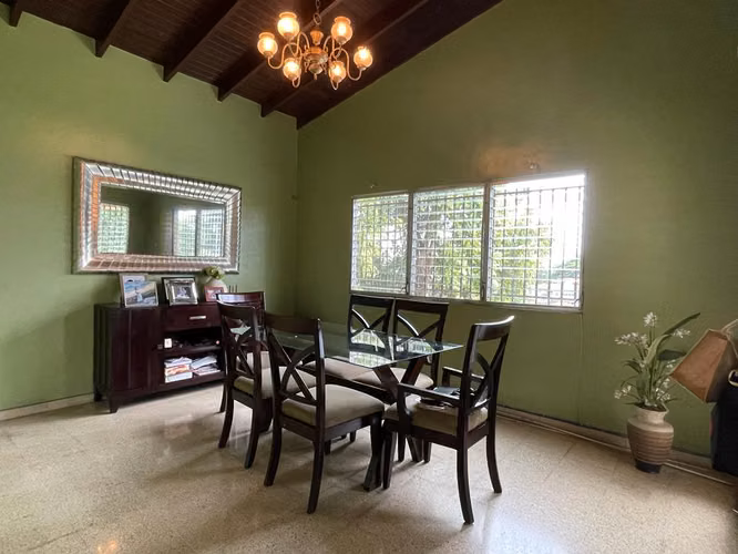 Vendo Residencia en Hato Pintado - Imagen 5