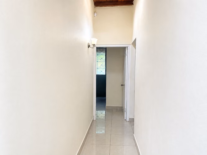Casa en Betania I 3 Rec I con terraza y Amplio Patio
