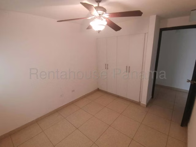 Venta de Apartamento en Parque Lefevre MPS26*3898