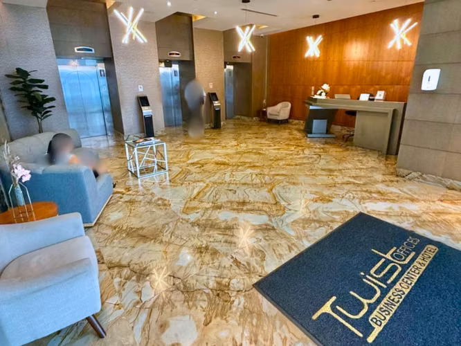 ALQUILER DE OFICINA EN PH TWIST TOWER, OBARRIO (8) - Imagen 7