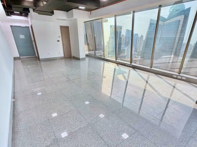 ALQUILER DE OFICINA EN PH TWIST TOWER, OBARRIO (8) - Imagen 4