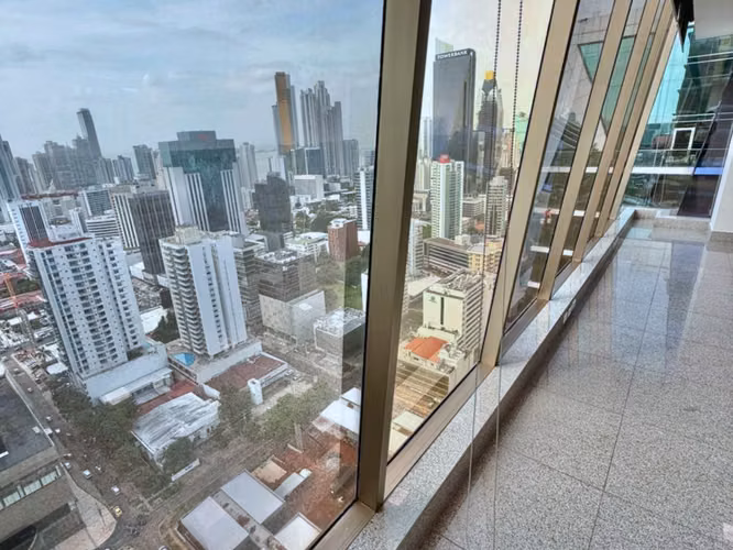 ALQUILER DE OFICINA EN PH TWIST TOWER, OBARRIO (8) - Imagen 3