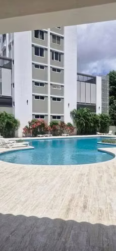 BRISAS DEL GOLF / PISCINA · CANCHA FÚTBOL / $950 · 3 REC · 96M²