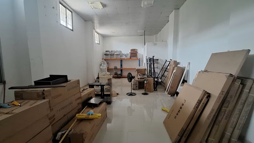 Alquiler Local  Comercial - La Chorrera -80 Mts2 PARA TODO NEGOCIO! - Imagen 3