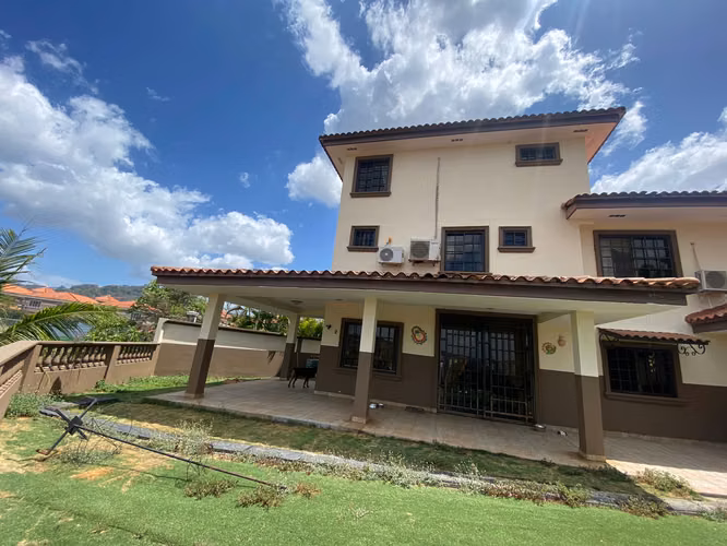  Hermosa Casa en Venta – Altos de Panamá/ Beautiful House for Sale – Altos de Panamá - Imagen 9