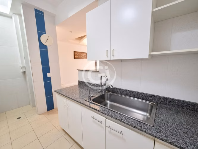 Venta Amplio Apartamento de 3 Habitaciones en Carrasquilla Las Hortensias