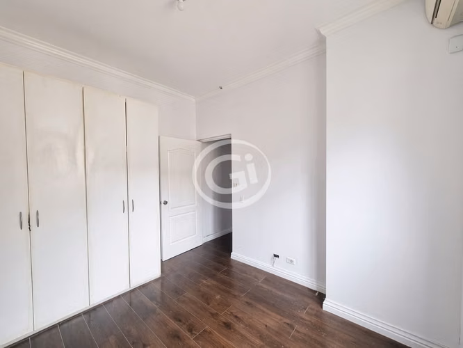 Venta Amplio Apartamento de 3 Habitaciones en Carrasquilla Las Hortensias