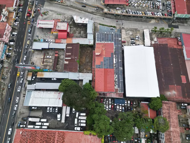 Venta de Terreno en Vía Brasil, 1,592 m² - Imagen 3