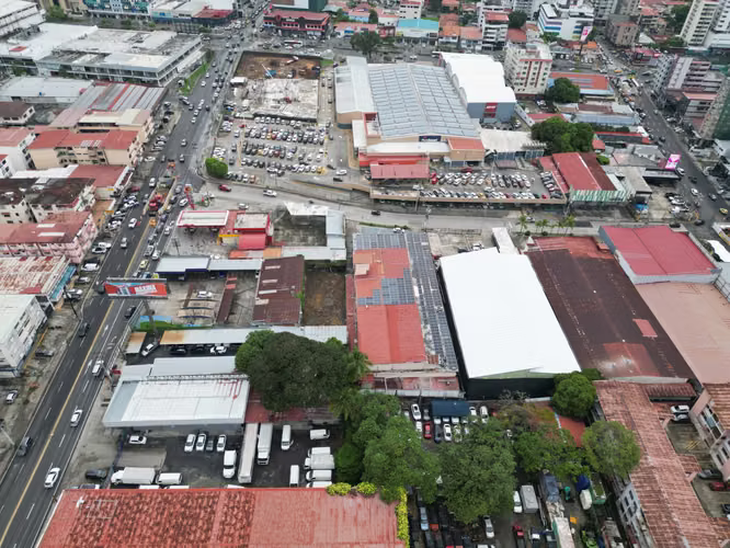 Venta de Terreno en Vía Brasil, 1,592 m² - Imagen 4